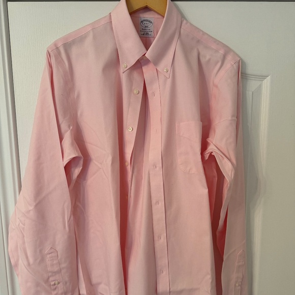 Brooks Brothers - Regent Fit - 16 - 6/7 - Salmon - Picture 2 of 2